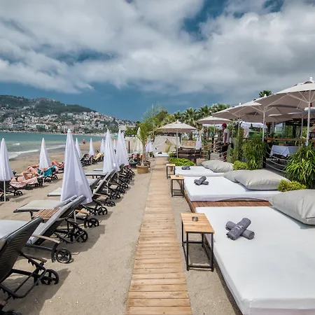 Hotel Sun By En Vie