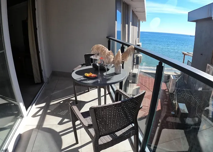 Sun By En Vie (adults Only) ホテル 2*